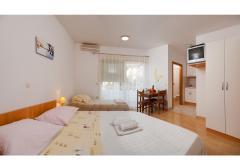 Ház  Marta Apartman 3 – studioA2+1 foto 1