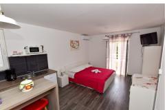 Apartmanok Lovre Apartman 2 – StudioA2+1 foto 1