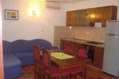 Apartmanok Villa Niko Bol Apartman 4 – A 3+2 foto 1