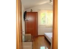 Apartmanok Villa Niko Bol Szoba 5 – Soba foto 1
