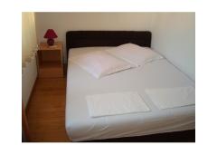 Apartmanok Villa Niko Bol Szoba 5 – Soba foto 4