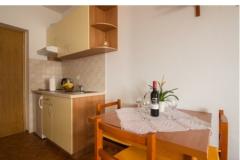 Apartmanok Čikeš Apartman 6 – žuti -A4 foto 1