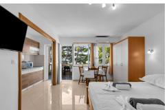 Pine Canopy Studios and Apartmanok Apartman 11 – A13 foto 5