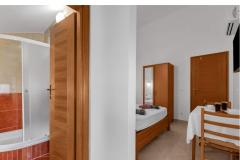Pine Canopy Studios and Apartmanok Apartman 9 – A10 foto 4