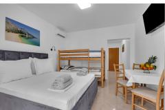 Pine Canopy Studios and Apartmanok Apartman 12 – Pine A3 foto 5