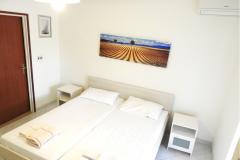 Apartmanok Mrnjavac Željko Szoba 5 – S9 foto 5