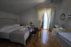 RADELIĆ studio apartmani i sobe Szoba 5 – Room Nr.5 foto 4