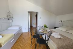 RADELIĆ studio apartmani i sobe Szoba 5 – Room Nr.5 foto 5