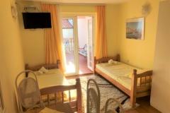 Mali Ivan Apartman 1 – to the sea foto 2