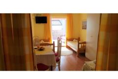 Mali Ivan Apartman 1 – to the sea foto 5