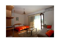 Apartmanok Brkan Apartman 1 – orange foto 1