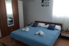 Apartmanok Hrga Szoba 3 – SOBA foto 1