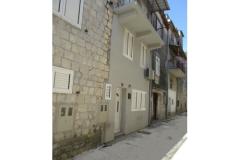 Holiday Home Sara- Kastel Stafilic Apartman 1 – SARA foto 2