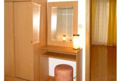 Apartmanok Deak Komarna Apartman 6 – žuti foto 3