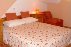 Apartmanok Deak Komarna Apartman 8 – 8bež3+2 foto 3