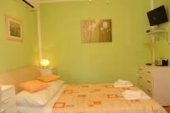 Apartmanok Lorena Apartman 4 – studio3 foto 5