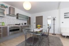 Apartmanok & Szobák DDD2 Apartman 2 – GREY STUD foto 3