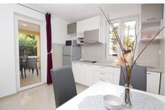 Apartmanok Gorica 1- with Pool, 200 Apartman 2 – Gorica 1/4 foto 5