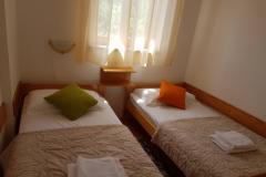 Apartmanok Mariela Apartman 2 – A 4 foto 3