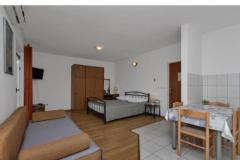 Apartmanok Leona Apartman 3 – Studio 2+2 foto 3