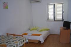 Apartmanok Katić  Apartman 1 – A 2+2 foto 2