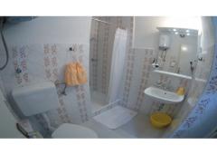 Apartmanok Bašković Apartman 1 – A2+1 ŽUTI foto 4