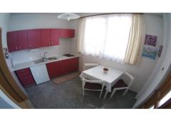 Apartmanok Bašković Apartman 3 – A2+1 ROZI foto 2