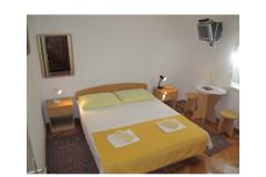 Apartmanok Srzić Szoba 3 – 2/S2 foto 1