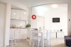 Apartmanok Centar Makarska Apartman 1 – app- bijel foto 4