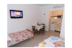 Apartmanok Villa Bešker Apartman 2 – STUDIO 2+1 foto 1