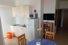 Apartmanok Villa MANDINA medencével Apartman 2 – A4 foto 1
