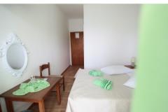 Szobák Bili Galeb BED? Szoba 3 – GREEN foto 5