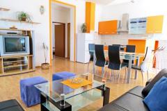 Apartmanok Tena Apartman 1 – Orange foto 2