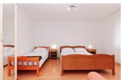 Apartmanok Adrian Szoba 4 – A4 foto 2