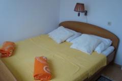Apartmanok Lili Apartman 3 – Bijeli foto 1
