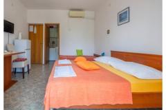 Apartmanok Ćosić Apartman 3 – studio foto 2