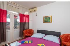 Family Szobák & Apartmanok Omis Apartman 3 – tetak foto 5