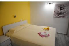 Dubas Apartmanok Apartman 6 – Olives foto 3