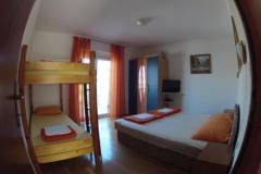 Apartmanok Pag Apartman 2 – Apartman B foto 3