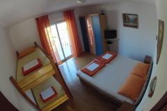 Apartmanok Pag Apartman 2 – Apartman B foto 4
