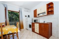 Apartmanok Jelena Apartman 2 – bijeli foto 2