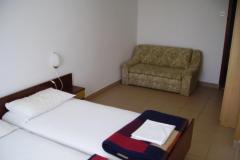 Apartmanok Nakić Apartman 3 – A4+2 foto 3