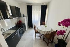 Villa Ana , one min walk to beach Apartman 2 – Small Apt foto 4