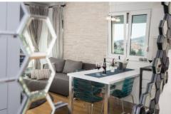 Bubbles Luxury Penthouse with jacuz Apartman 1 – Podstrana foto 5