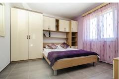 Apartmanok Andreja Apartman 3 – The purple foto 3