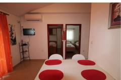 Apartmanok Lorento Apartman 3 – Apartman 4 foto 5