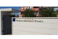 Holiday Apartmanok Danica ****  Apartman 4 – Holiday4Yo foto 1