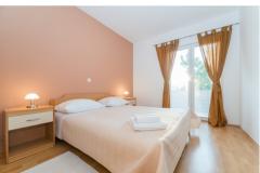 Apartmanok Dora Apartman 1 – JEDINICA foto 1