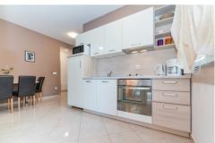 Apartmanok Dora Apartman 1 – JEDINICA foto 3