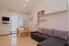 Apartmanok Alida Stinjan Apartman 1 – A 2+1 (+1) foto 1